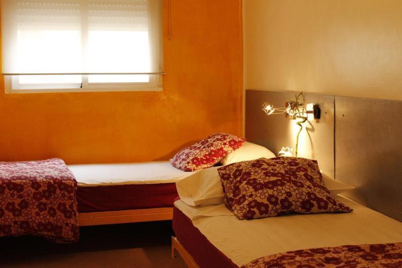 Los Amigos Hostel Madrid Luaran gambar