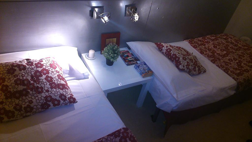 Los Amigos Hostel Madrid Bilik gambar