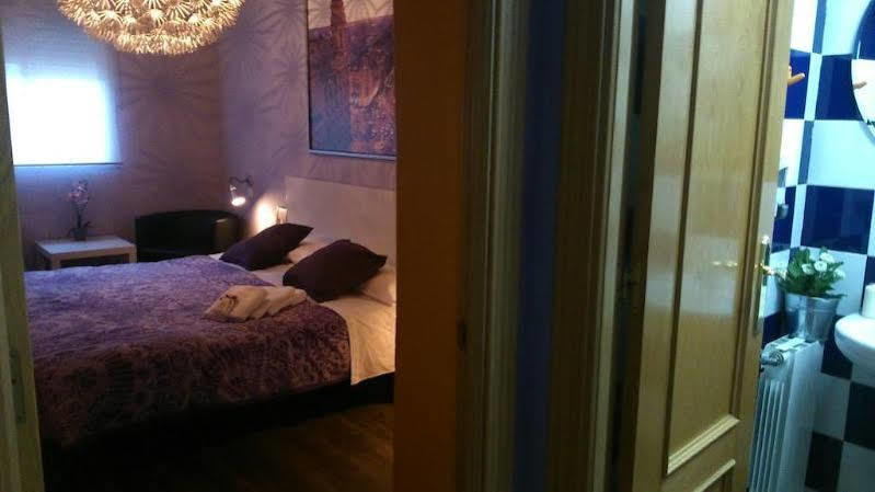 Los Amigos Hostel Madrid Luaran gambar